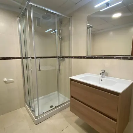 Apartment Maravilloso En Primera Linea De Playa Con Vistas Al Mar En 2 D *