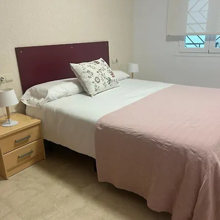 Apartment Maravilloso En Primera Linea De Playa Con Vistas Al Mar En 2 D *