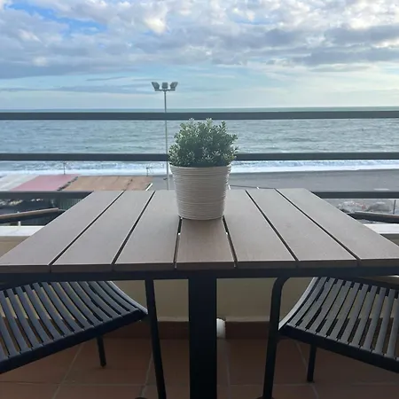 Apartment Maravilloso En Primera Linea De Playa Con Vistas Al Mar En 2 D Caleta De Velez