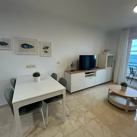 Apartment Maravilloso En Primera Linea De Playa Con Vistas Al Mar En 2 D